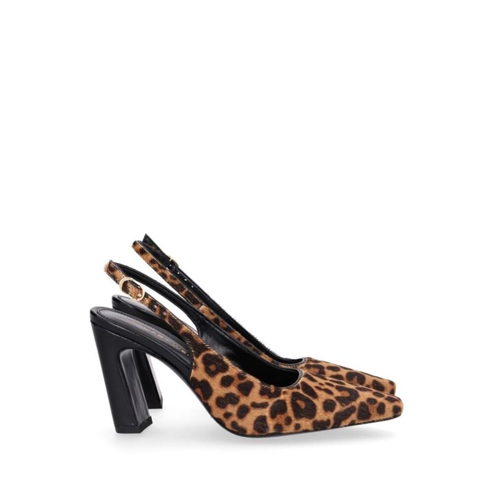 Stuart Weitzman Women Stassi Slingback